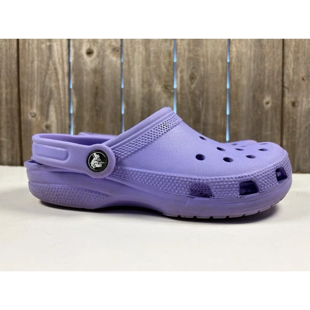 Crocs Classic Clog Kids Mens 4 / Women’s 6 Purple Slip-On Comfort Shoes